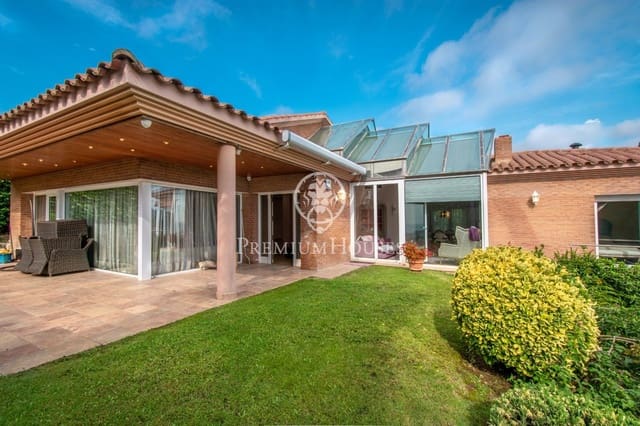 5 soveværelse Villa til salg i Calella med swimmingpool garage - € 1.150.000 (Ref: 10139748)