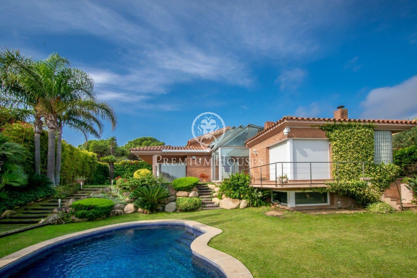 5 soveværelse Villa til salg i Calella med swimmingpool garage - € 1.150.000 (Ref: 10139748)