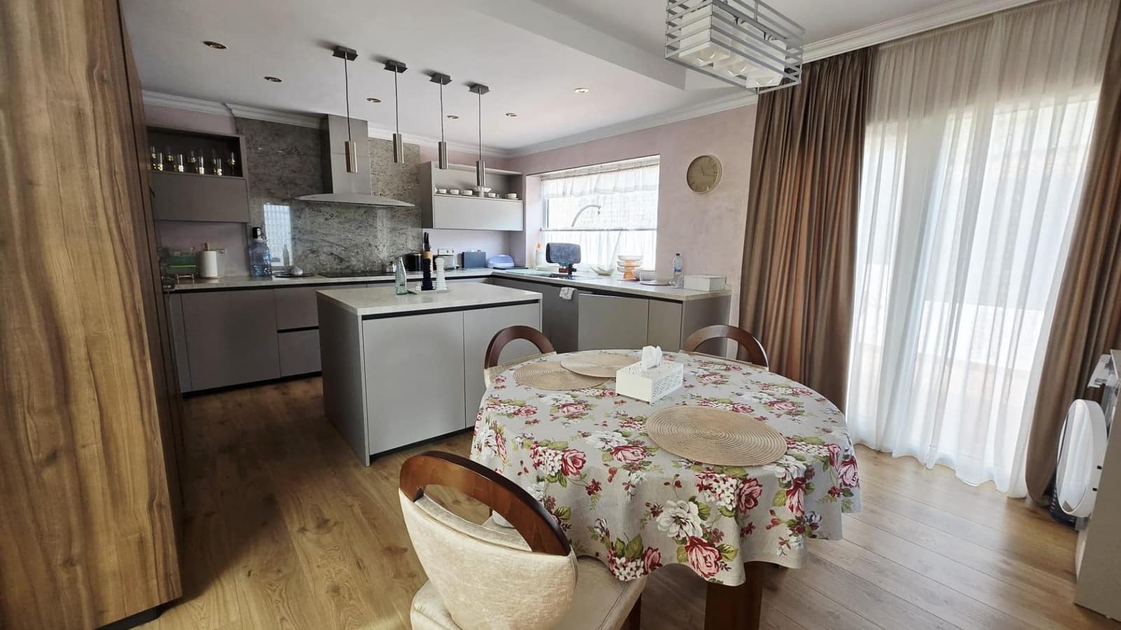5 soveværelse Villa til salg i Calella med swimmingpool garage - € 1.150.000 (Ref: 10139748)