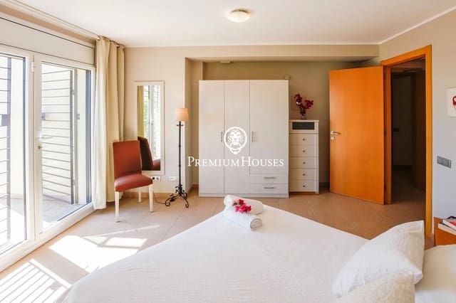 5 slaapkamer Villa te koop in Argentona met zwembad garage - € 1.100.000 (Ref: 10142652)