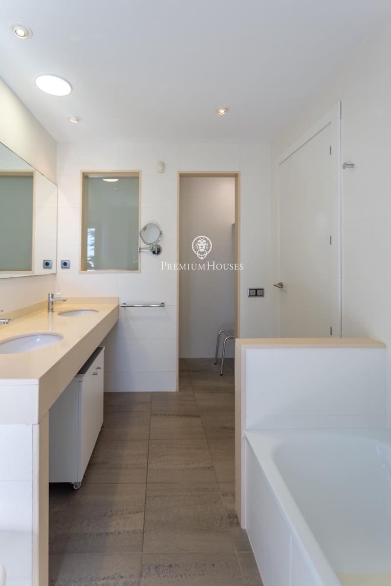 5 soverom Villa til salgs i Arenys de Mar med svømmebasseng garasje - € 850 000 (Ref: 10155308)
