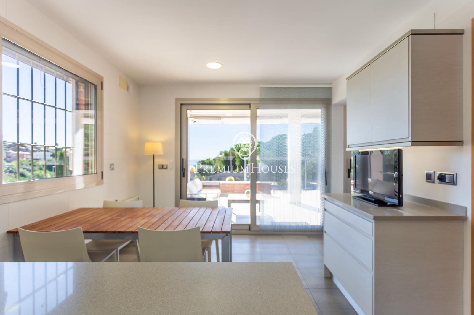 5 soverom Villa til salgs i Arenys de Mar med svømmebasseng garasje - € 850 000 (Ref: 10155308)