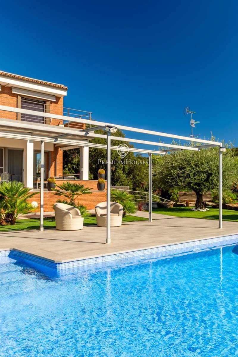5 soverom Villa til salgs i Arenys de Mar med svømmebasseng garasje - € 850 000 (Ref: 10155308)