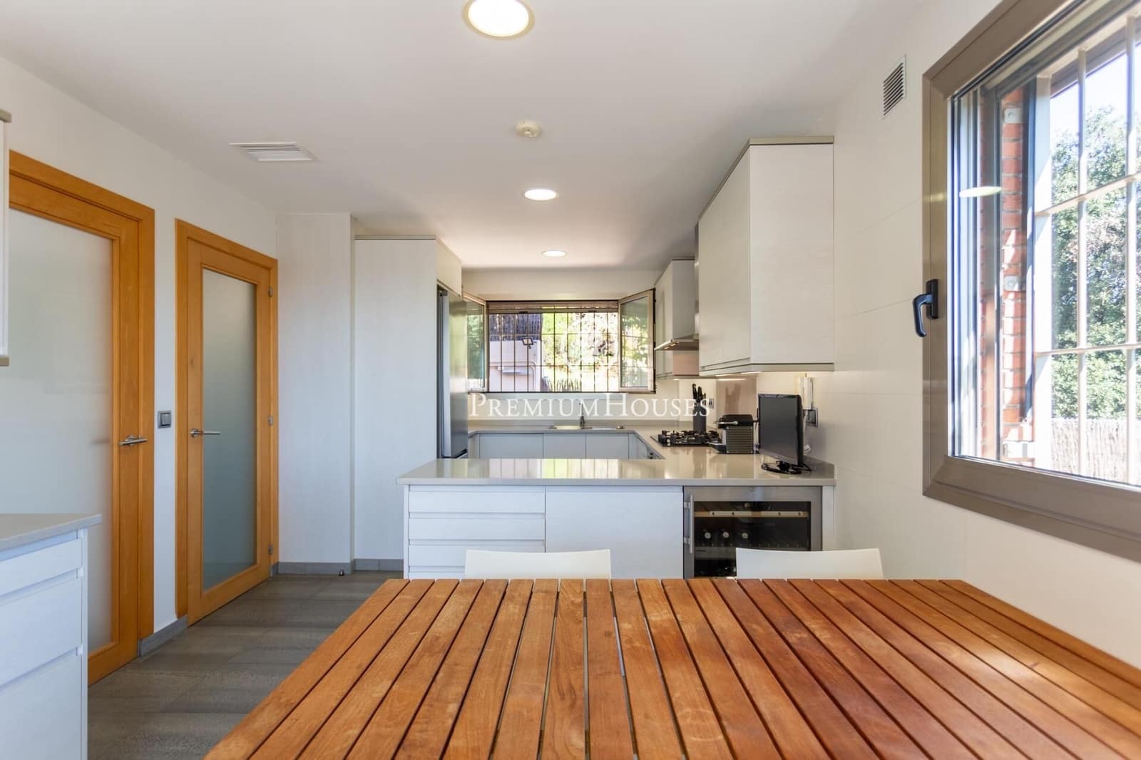 5 soverom Villa til salgs i Arenys de Mar med svømmebasseng garasje - € 850 000 (Ref: 10155308)