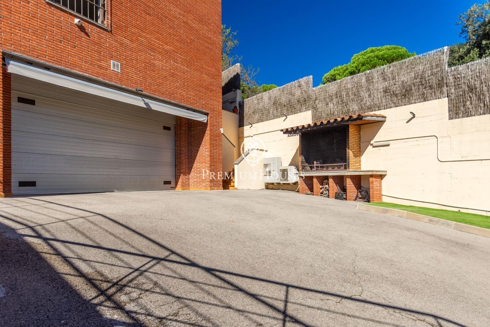 5 soverom Villa til salgs i Arenys de Mar med svømmebasseng garasje - € 850 000 (Ref: 10155308)