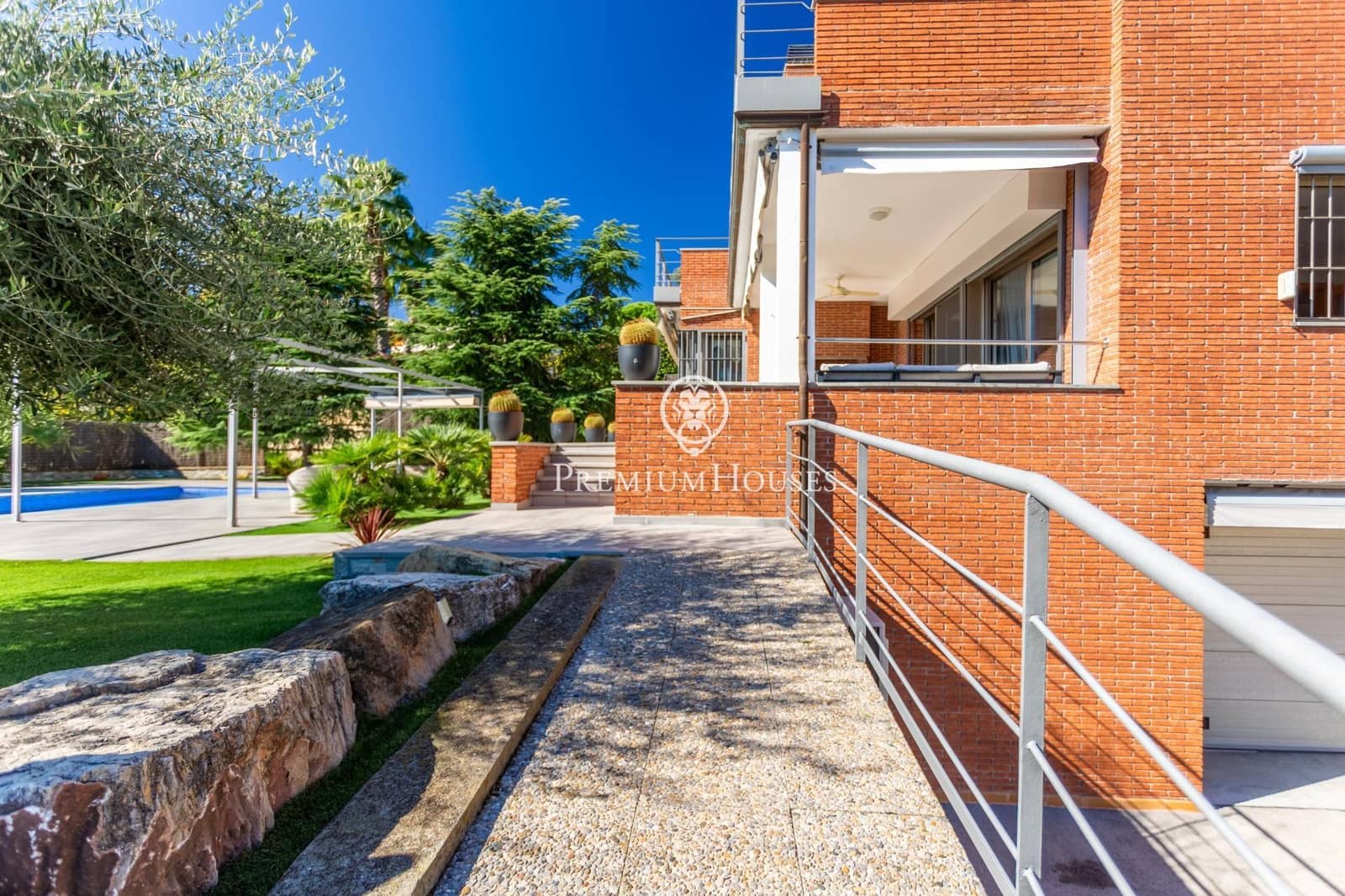 5 soverom Villa til salgs i Arenys de Mar med svømmebasseng garasje - € 850 000 (Ref: 10155308)