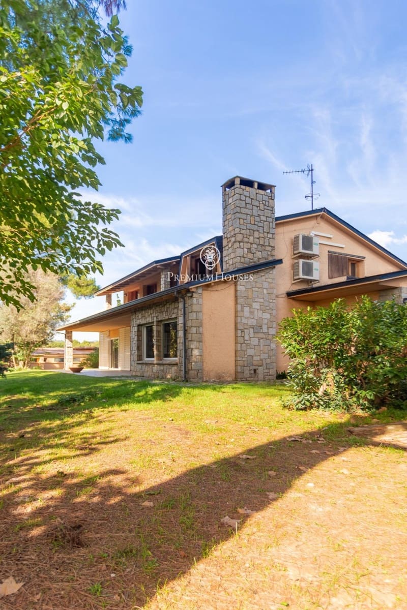 6 soverom Finca/Herregård til salgs i Cardedeu med svømmebasseng garasje - € 1 120 000 (Ref: 10159742)