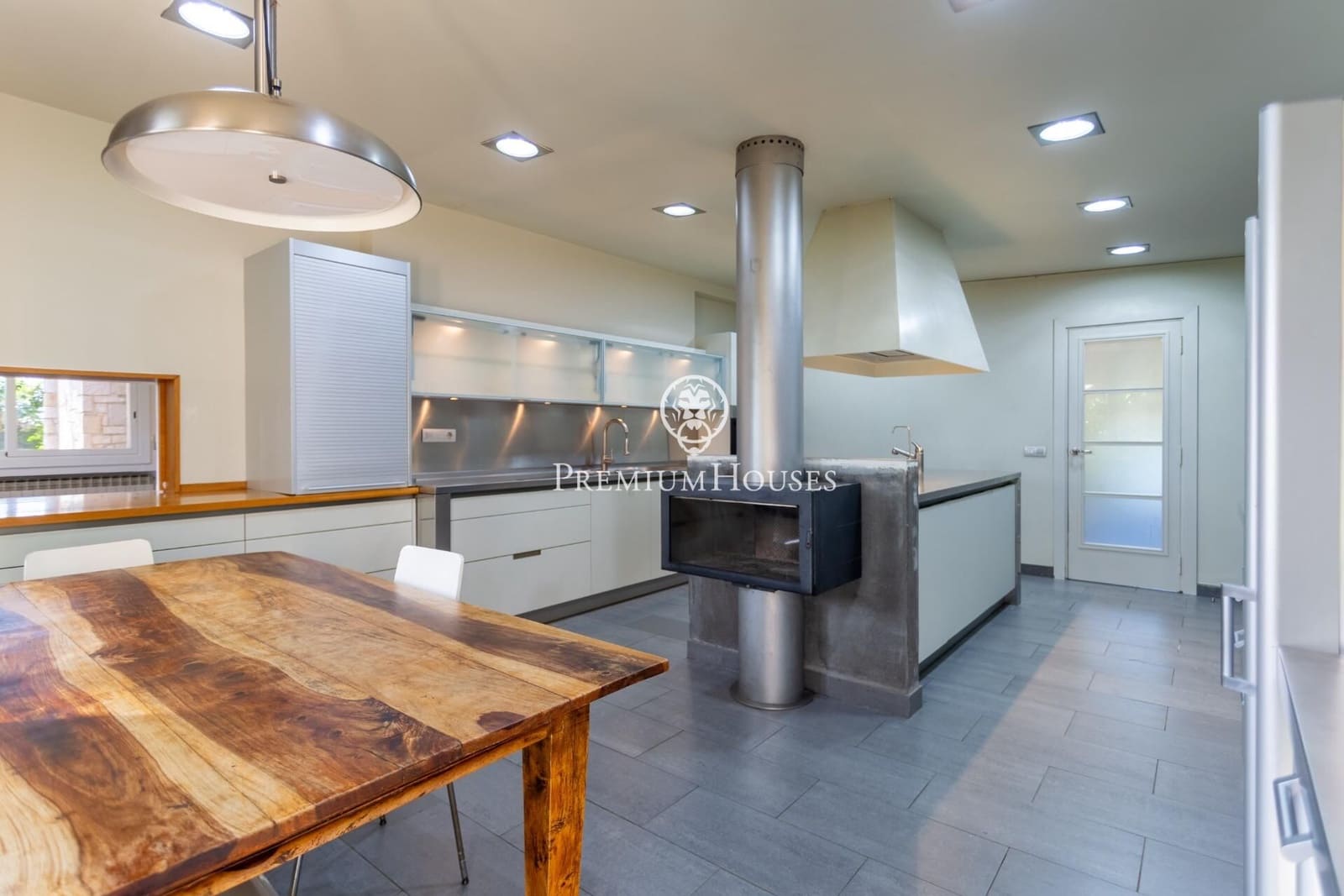 6 soverom Finca/Herregård til salgs i Cardedeu med svømmebasseng garasje - € 1 120 000 (Ref: 10159742)