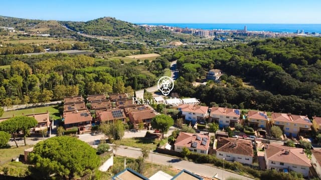 Działka budowlana na sprzedaż w Argentona - 295 000 € (Ref: 10166712)