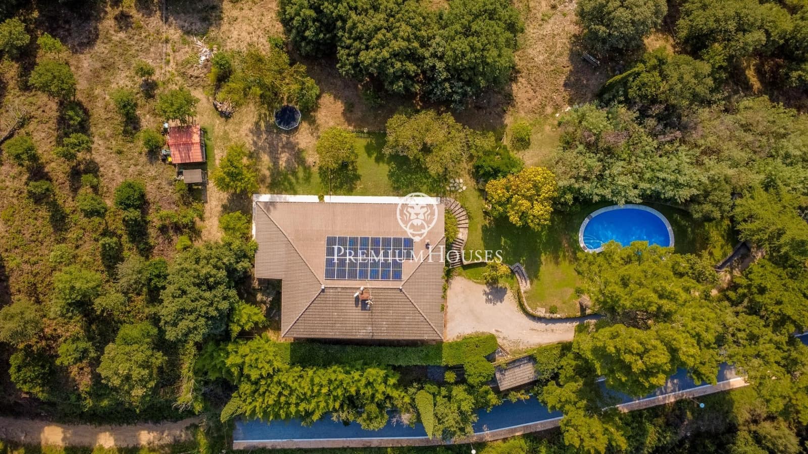 5 bedroom Villa for sale in Vallromanes with pool garage - € 990,000 (Ref: 10166713)