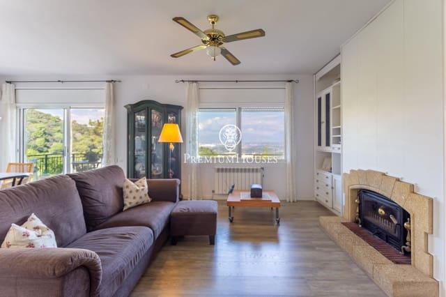 Chalet de 5 habitaciones en Vallromanes en venta con piscina garaje - 990.000 € (Ref: 10166713)