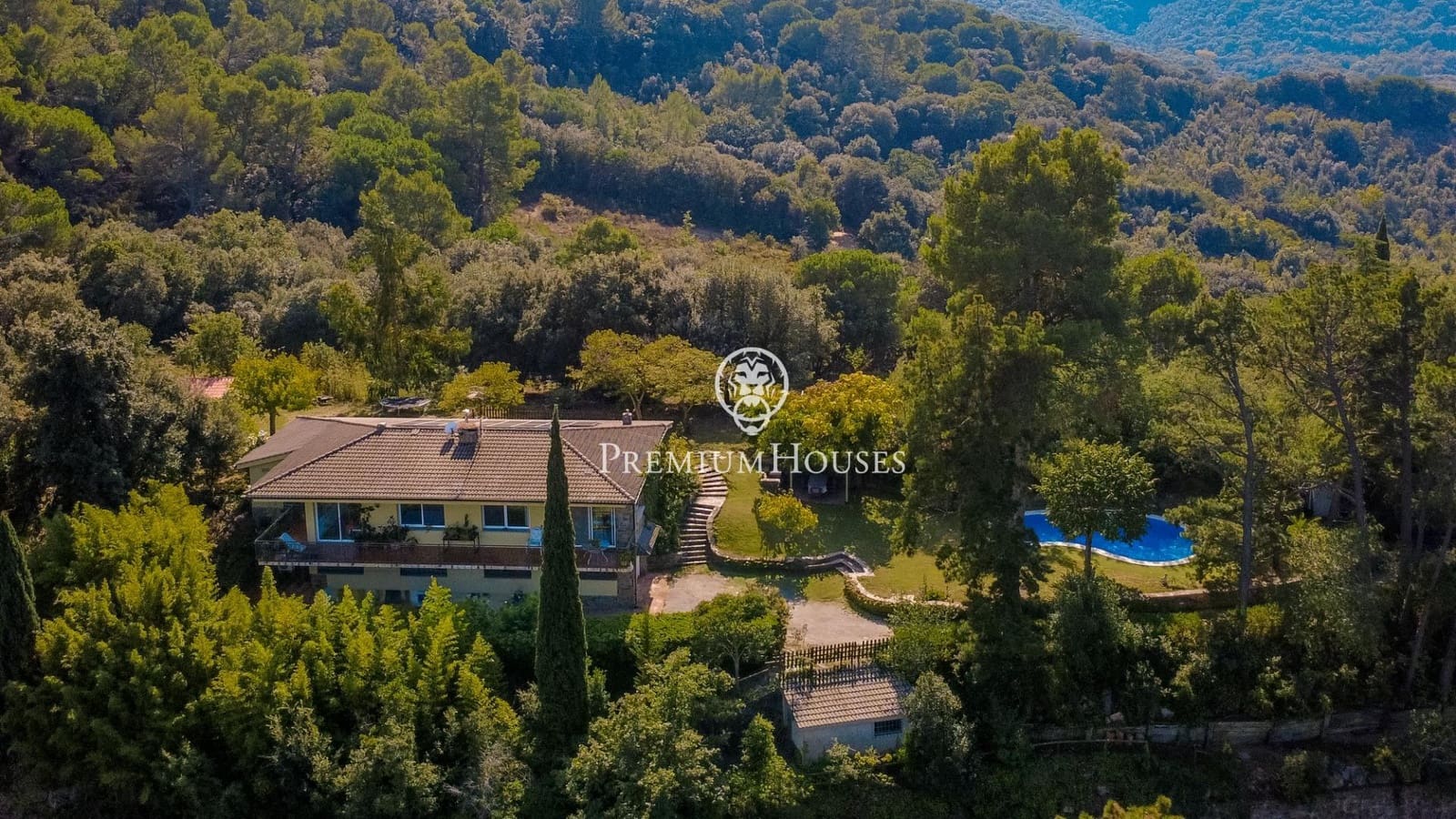5 bedroom Villa for sale in Vallromanes with pool garage - € 990,000 (Ref: 10166713)