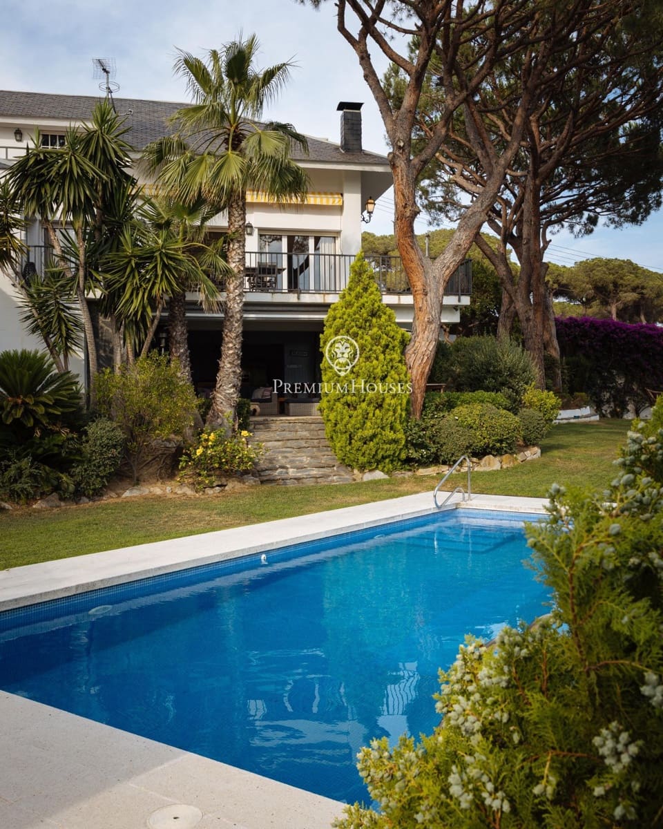 5 soverom Villa til salgs i Cabrera de Mar med svømmebasseng garasje - € 1 995 000 (Ref: 10168471)