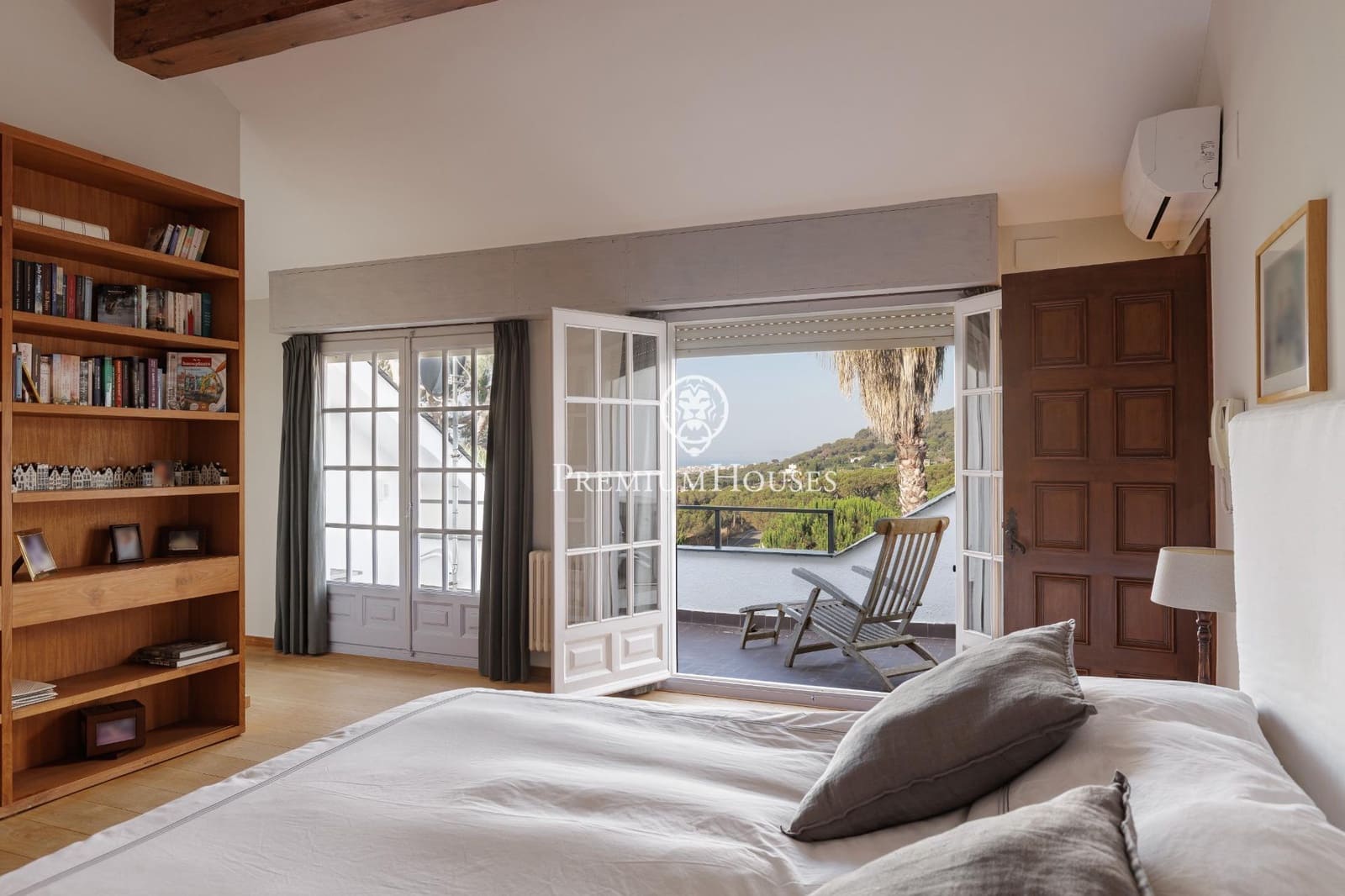 5 soverom Villa til salgs i Cabrera de Mar med svømmebasseng garasje - € 1 995 000 (Ref: 10168471)