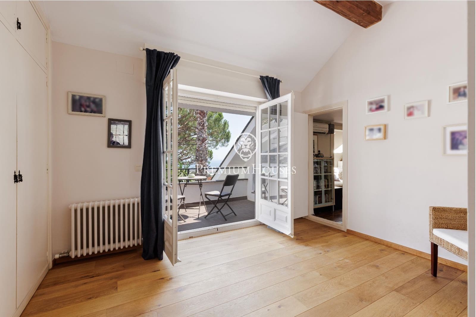 5 soverom Villa til salgs i Cabrera de Mar med svømmebasseng garasje - € 1 995 000 (Ref: 10168471)