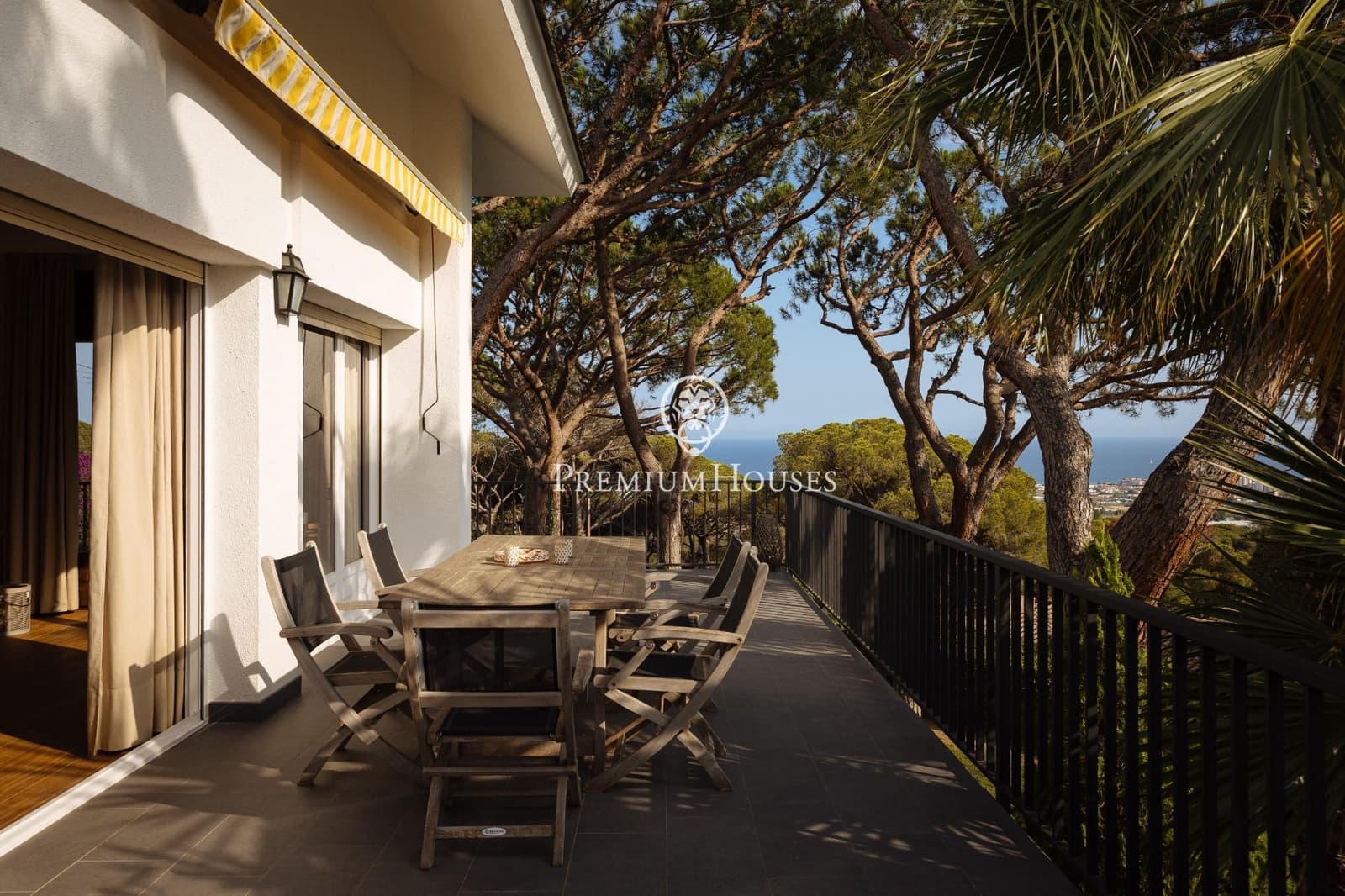 5 soverom Villa til salgs i Cabrera de Mar med svømmebasseng garasje - € 1 995 000 (Ref: 10168471)