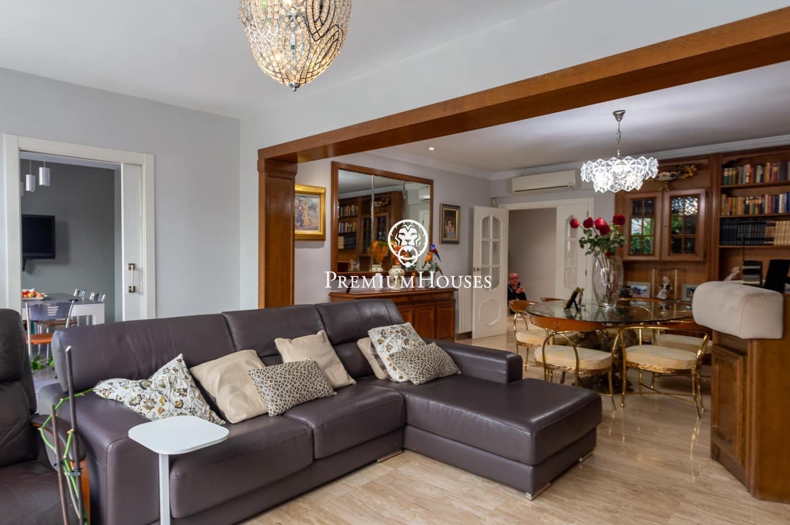 4 slaapkamer Huis te koop in Mataro met zwembad garage - € 720.000 (Ref: 10173985)