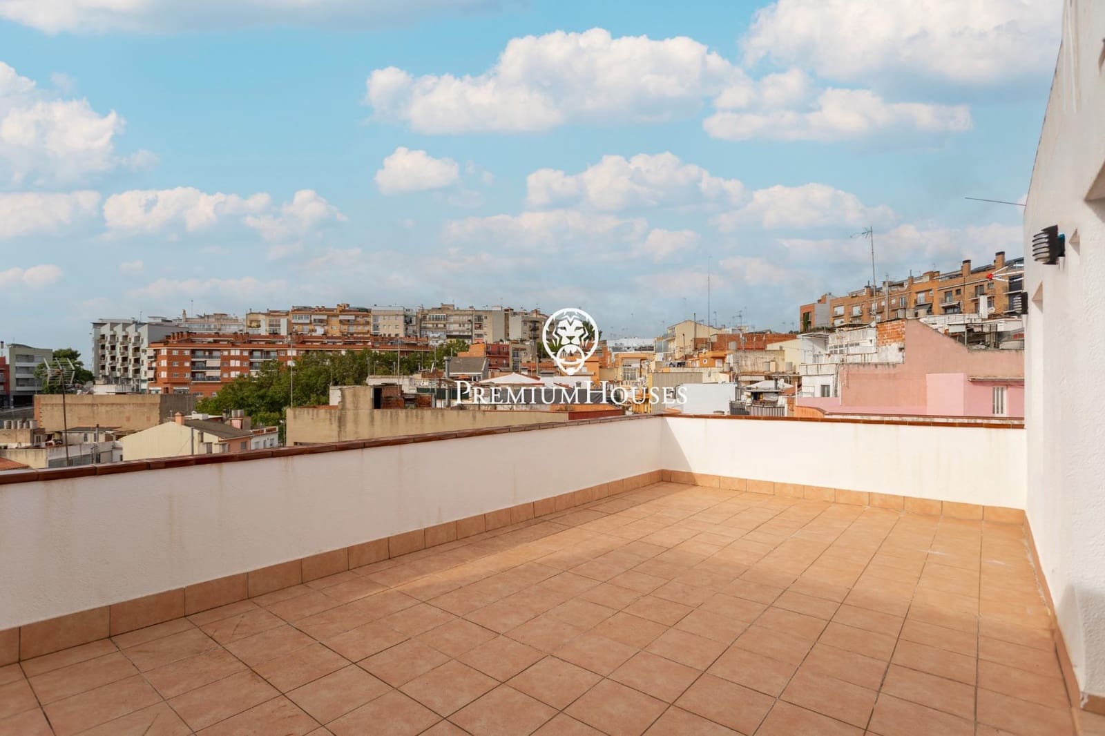 4 slaapkamer Huis te koop in Mataro met zwembad garage - € 720.000 (Ref: 10173985)