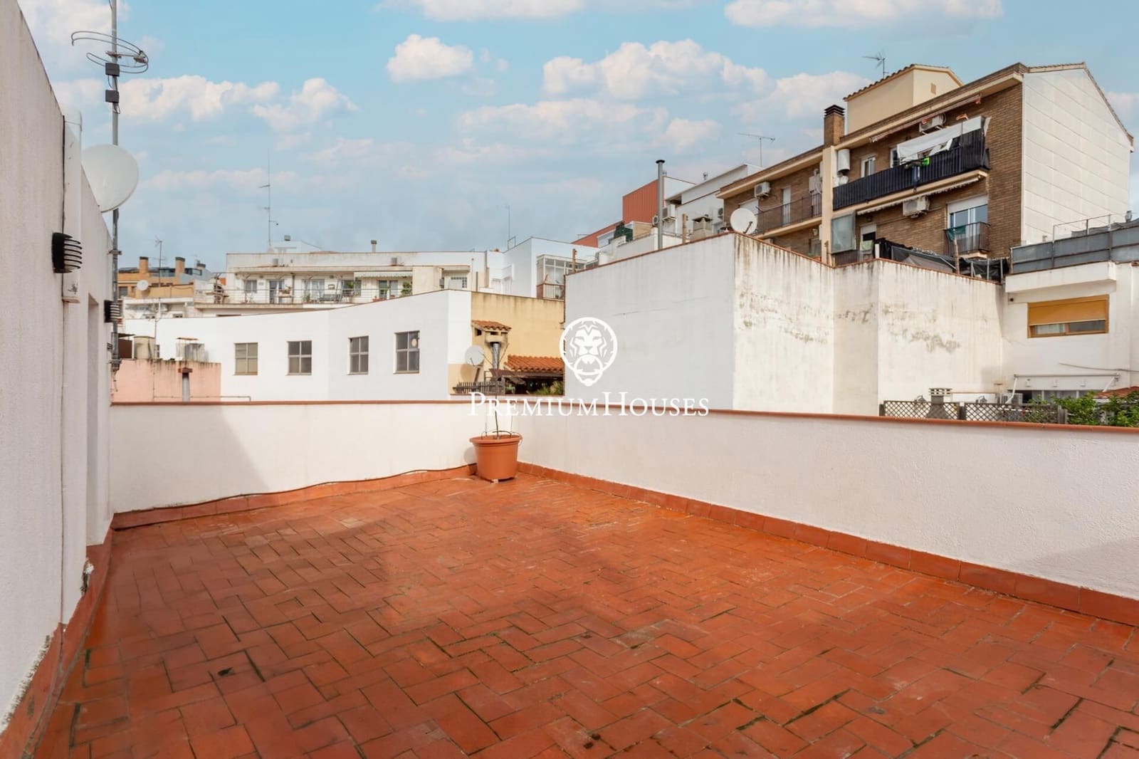 4 slaapkamer Huis te koop in Mataro met zwembad garage - € 720.000 (Ref: 10173985)