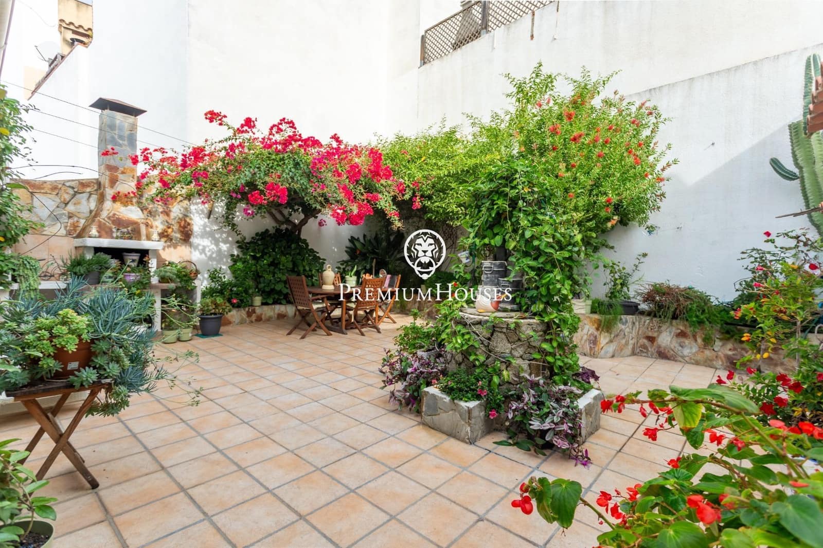 4 slaapkamer Huis te koop in Mataro met zwembad garage - € 720.000 (Ref: 10173985)
