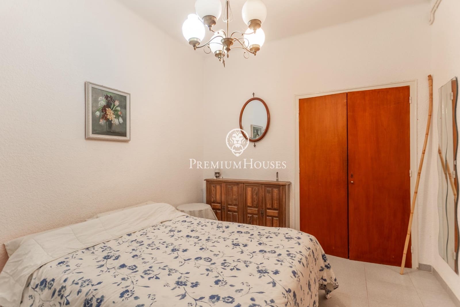 5 chambre Villa/Maison Mitoyenne à vendre à Vallromanes avec piscine garage - 460 000 € (Ref: 10187126)