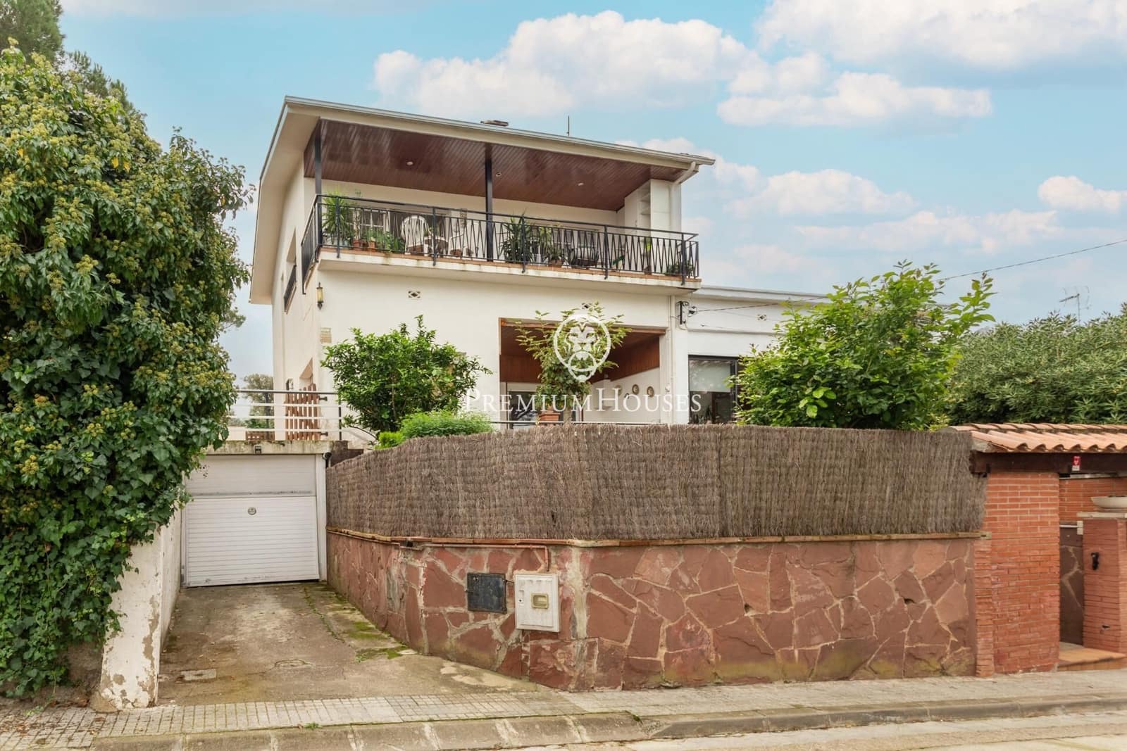 5 chambre Villa/Maison Mitoyenne à vendre à Vallromanes avec piscine garage - 460 000 € (Ref: 10187126)