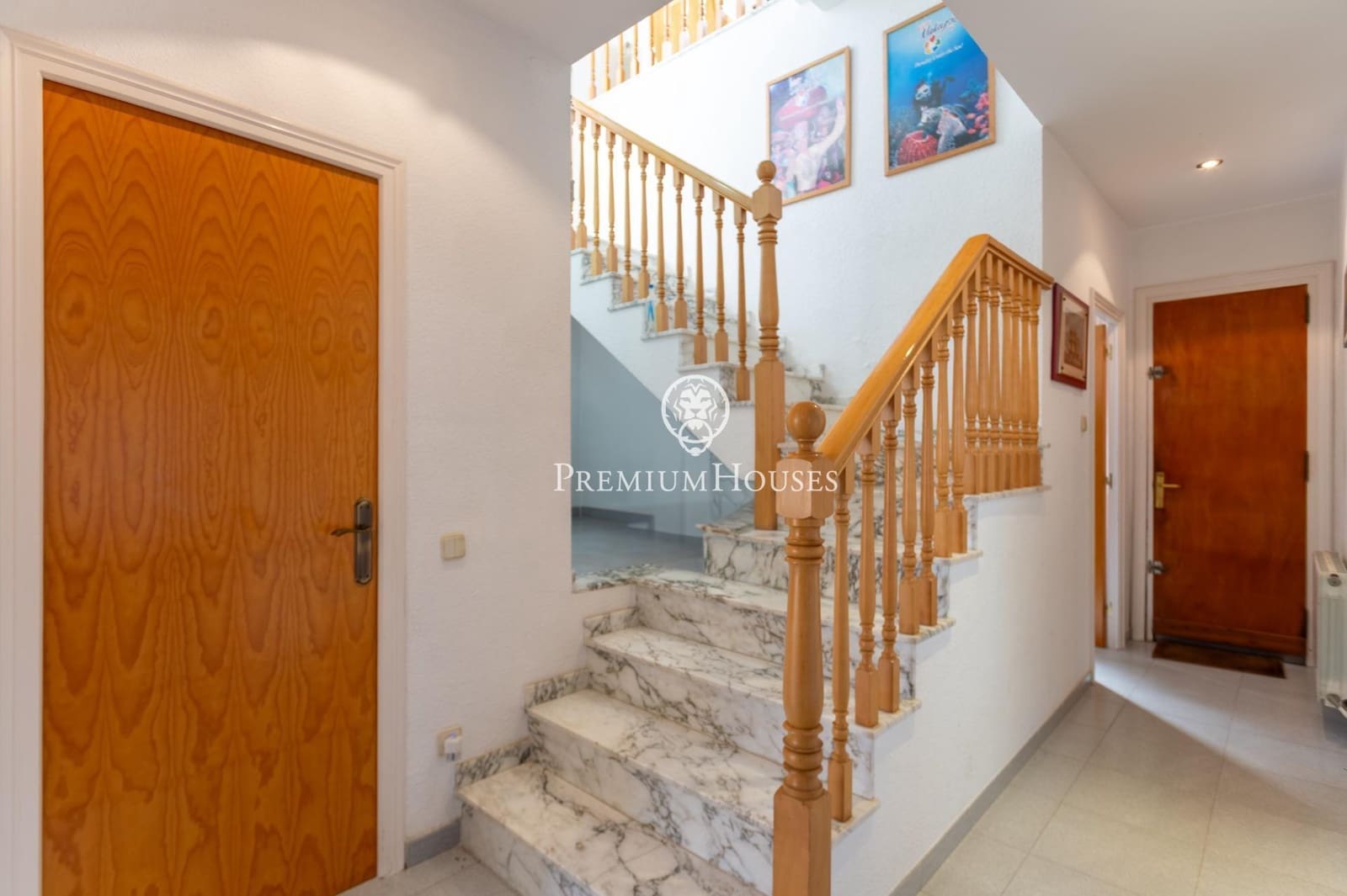 5 chambre Villa/Maison Mitoyenne à vendre à Vallromanes avec piscine garage - 460 000 € (Ref: 10187126)