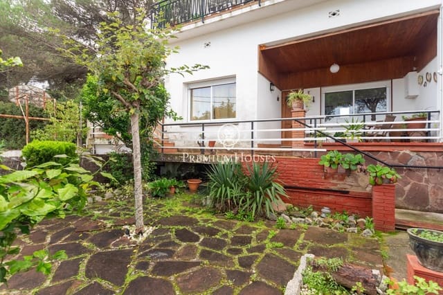5 chambre Villa/Maison Mitoyenne à vendre à Vallromanes avec piscine garage - 460 000 € (Ref: 10187126)