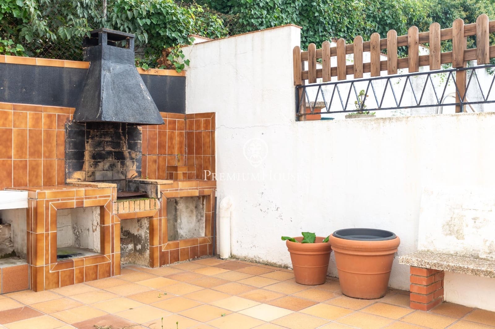 5 chambre Villa/Maison Mitoyenne à vendre à Vallromanes avec piscine garage - 460 000 € (Ref: 10187126)