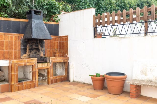 5 chambre Villa/Maison Mitoyenne à vendre à Vallromanes avec piscine garage - 460 000 € (Ref: 10187126)