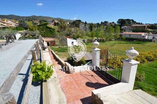 Tomt till salu i Tiana - 1 500 000 € (Ref: 4255571)