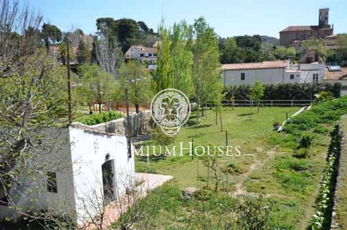 Tomt till salu i Tiana - 1 500 000 € (Ref: 4255571)