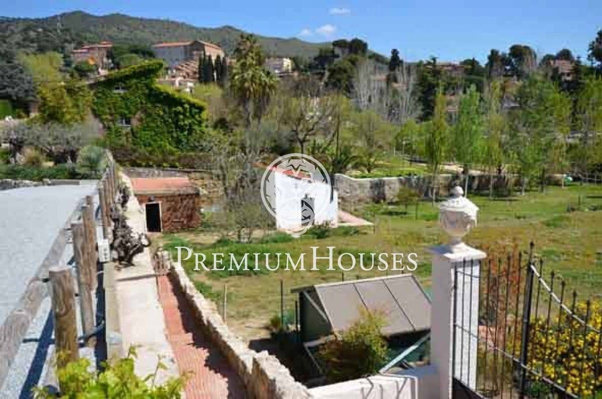 Tomt till salu i Tiana - 1 500 000 € (Ref: 4255571)