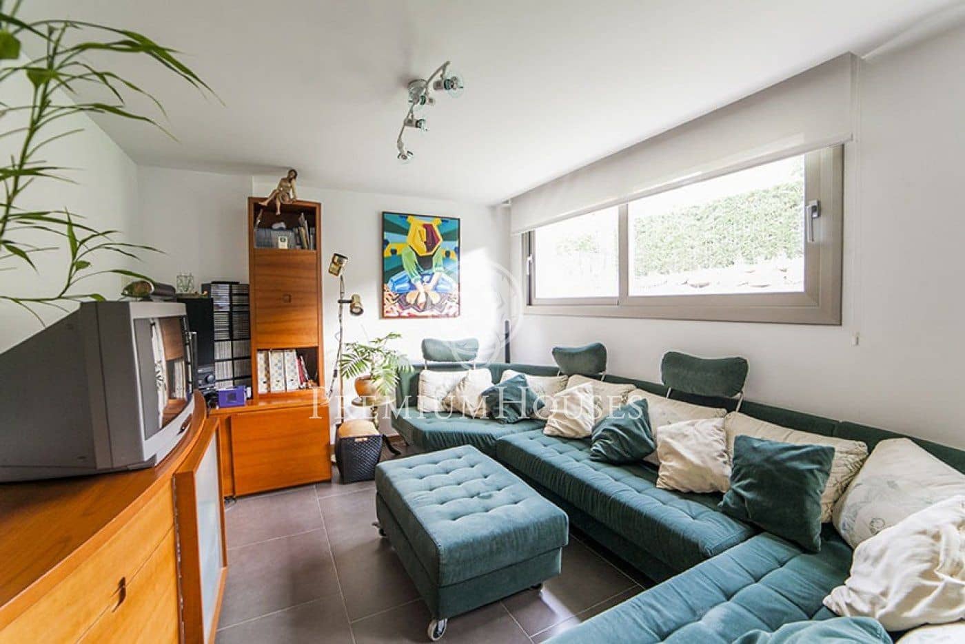 5 soverom Villa til salgs i Vallromanes med svømmebasseng garasje - € 1 325 000 (Ref: 4260750)