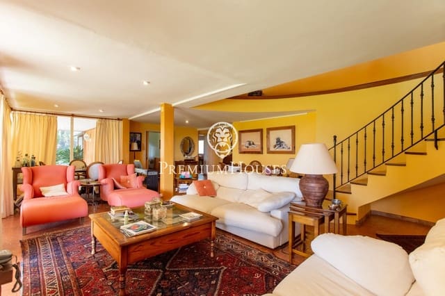 4 bedroom Finca/Country House for sale in Sant Andreu de Llavaneres with pool - € 1,440,000 (Ref: 4260808)