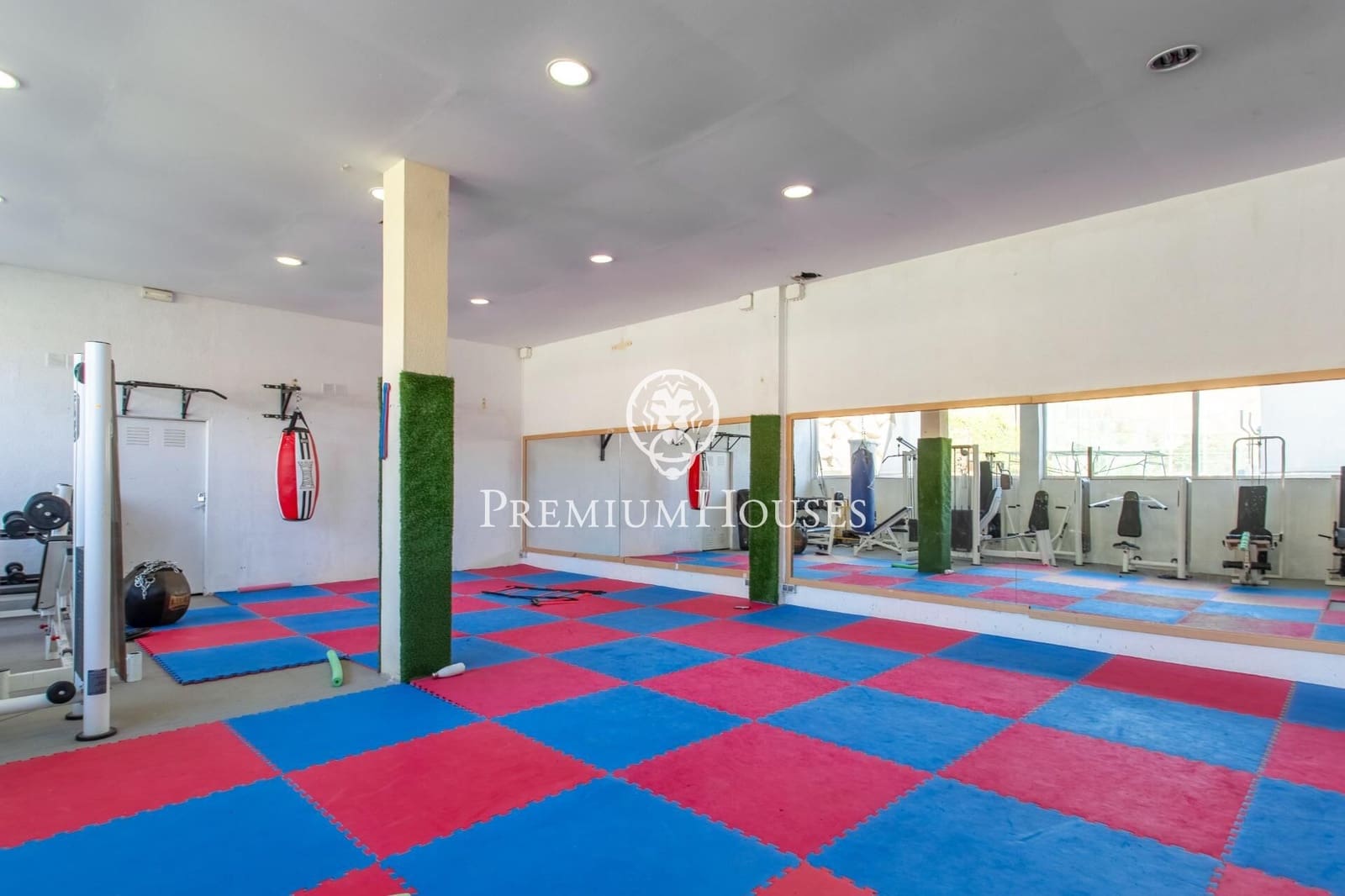 Finca/Landehus til salg i Cabrils med swimmingpool - € 1.950.000 (Ref: 4260811)