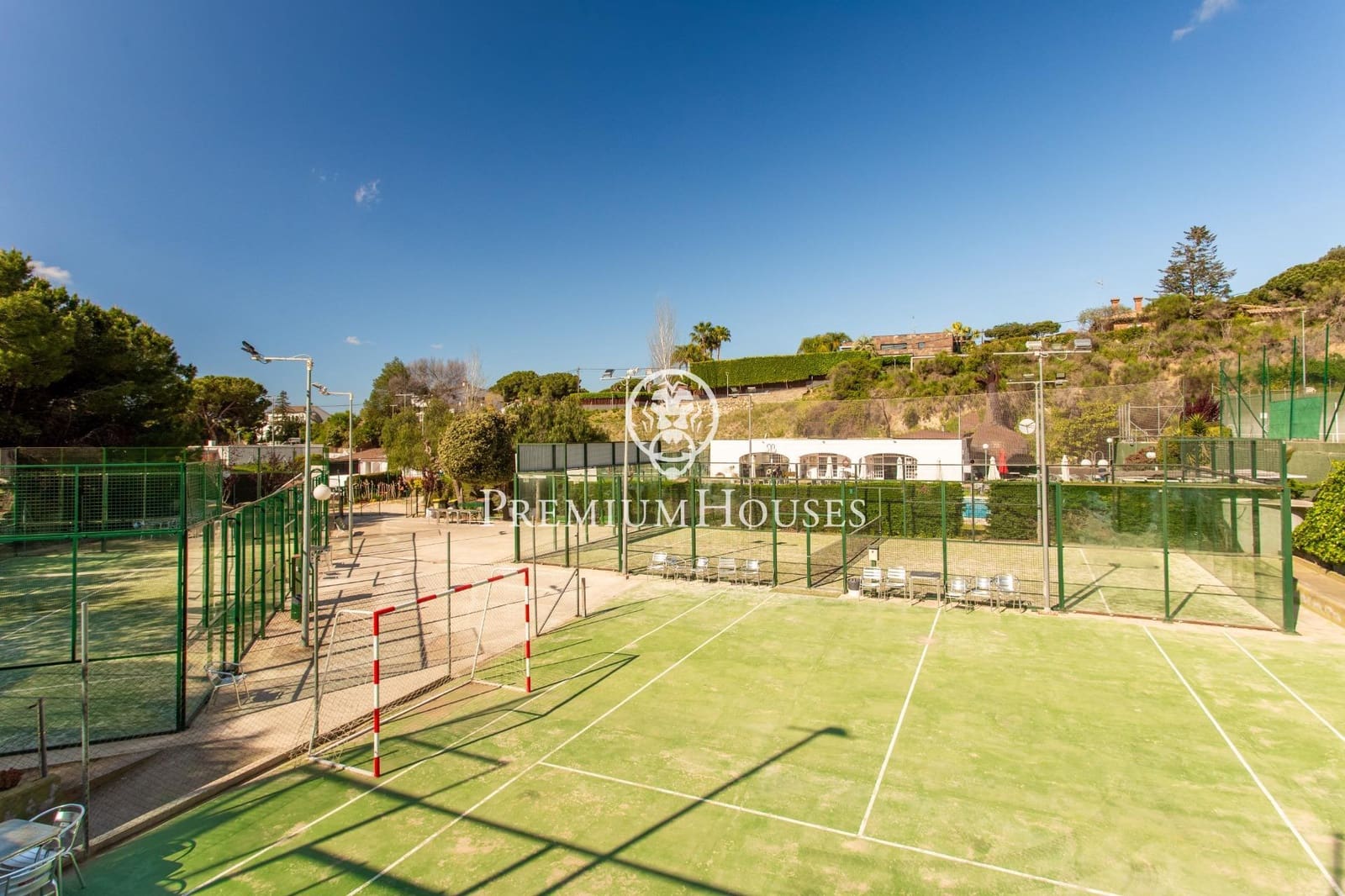 Finca/Landehus til salg i Cabrils med swimmingpool - € 1.950.000 (Ref: 4260811)