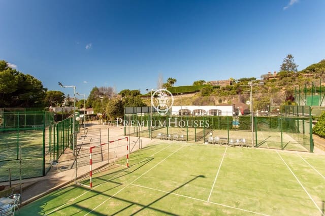 Finca/Hus på landet till salu i Cabrils med pool - 1 950 000 € (Ref: 4260811)