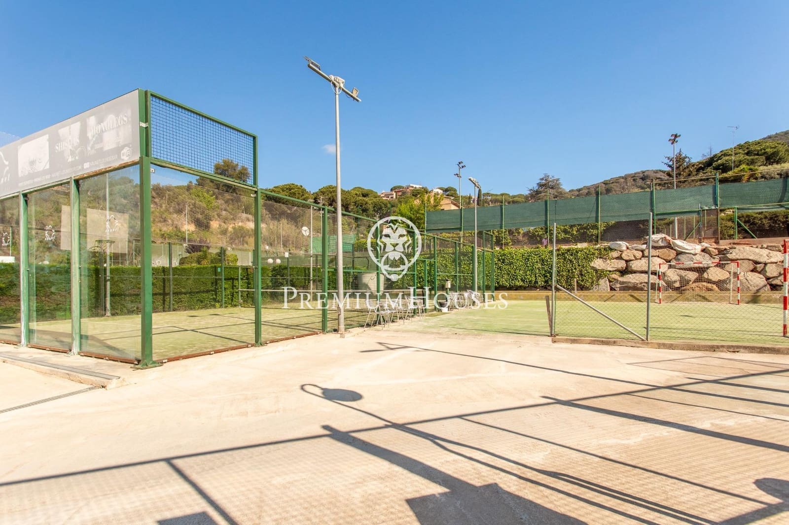 Finca/Landehus til salg i Cabrils med swimmingpool - € 1.950.000 (Ref: 4260811)