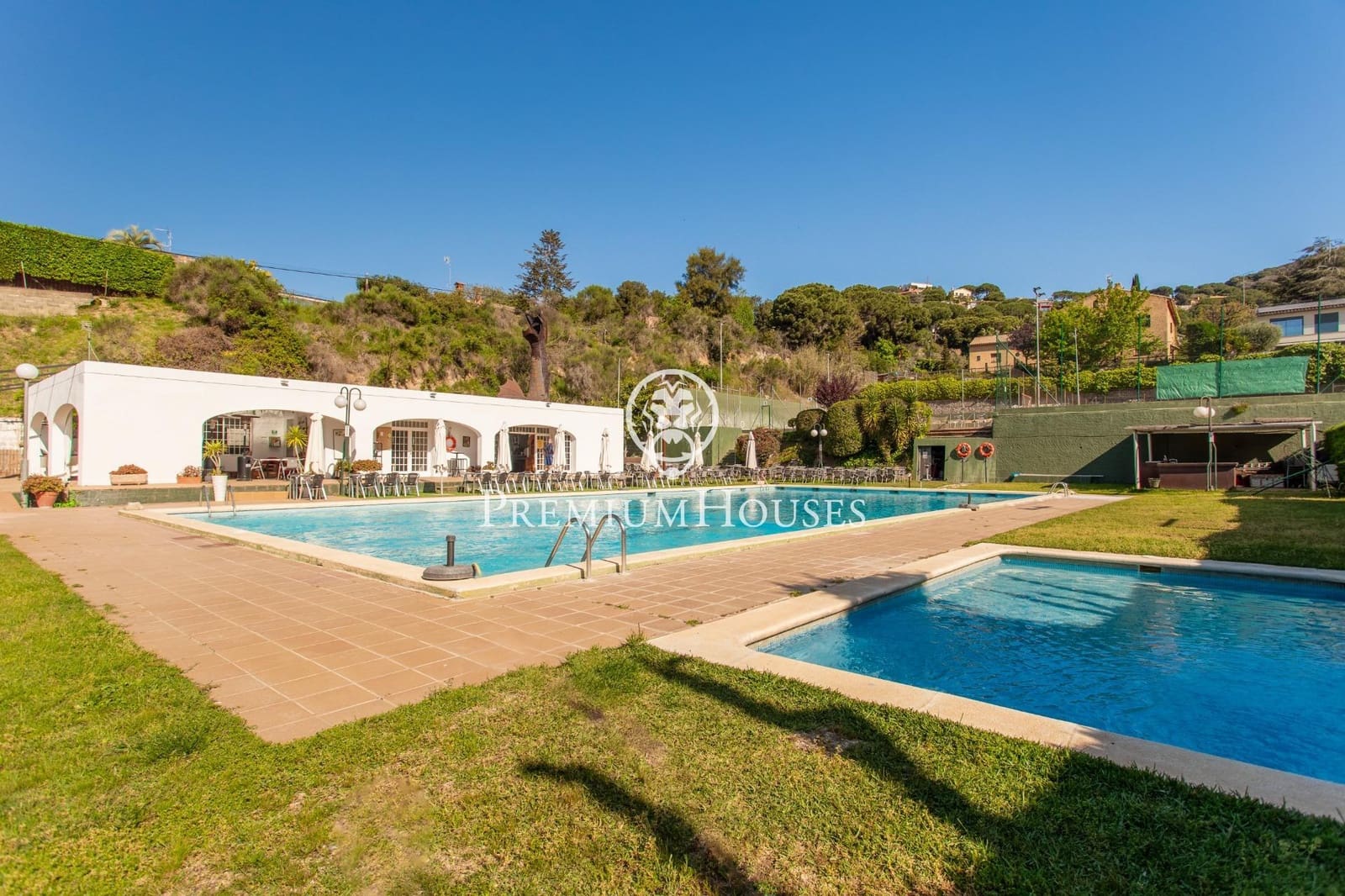 Finca/Landehus til salg i Cabrils med swimmingpool - € 1.950.000 (Ref: 4260811)