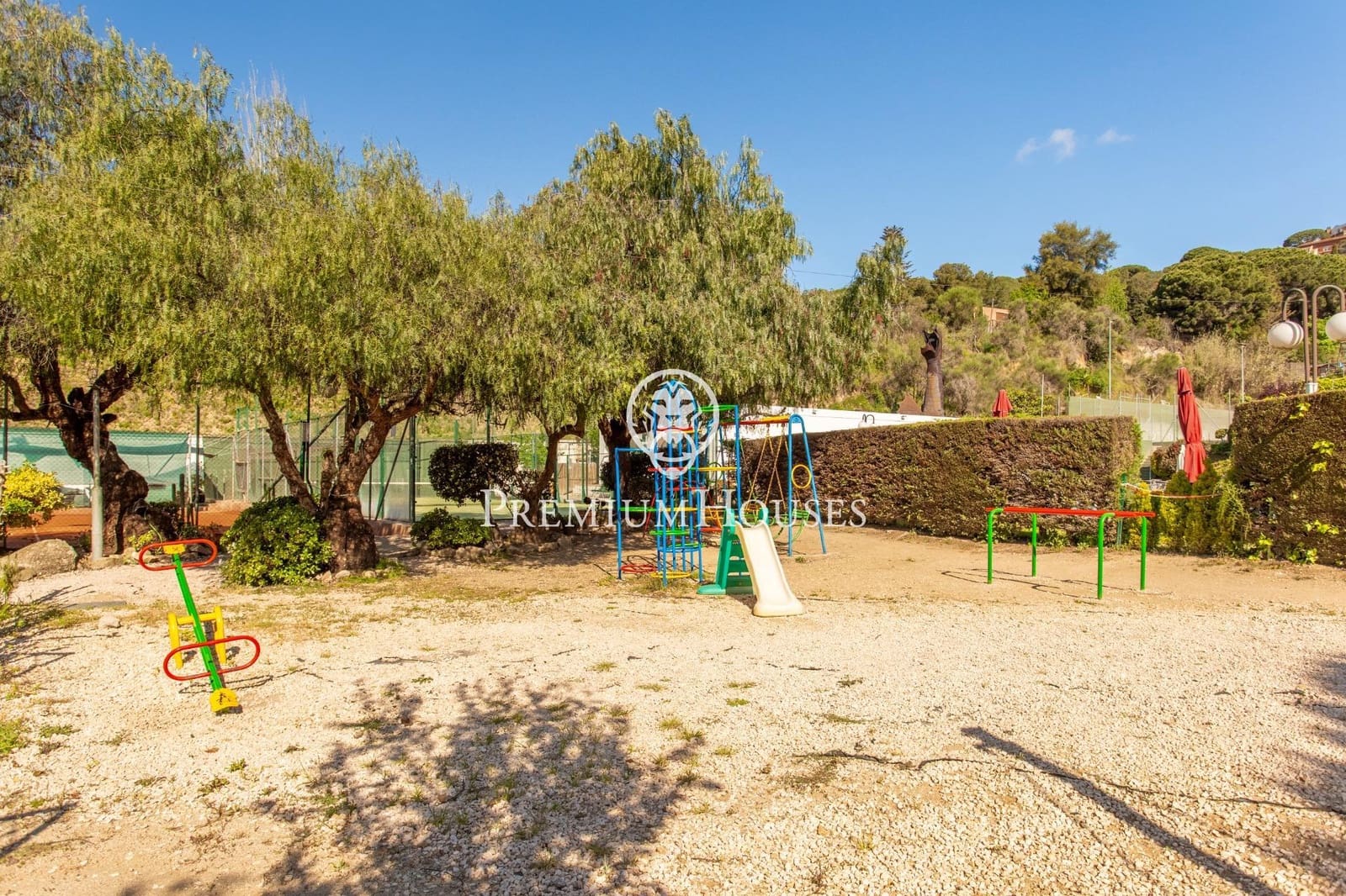 Finca/Landehus til salg i Cabrils med swimmingpool - € 1.950.000 (Ref: 4260811)