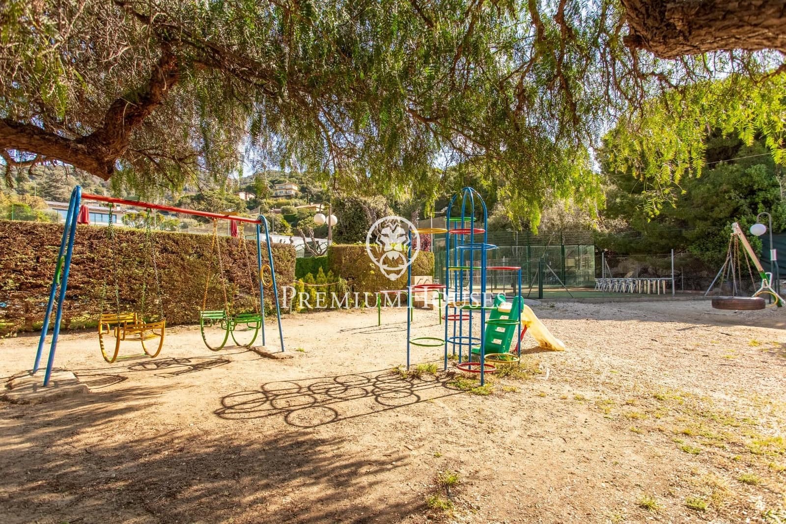 Finca/Landehus til salg i Cabrils med swimmingpool - € 1.950.000 (Ref: 4260811)