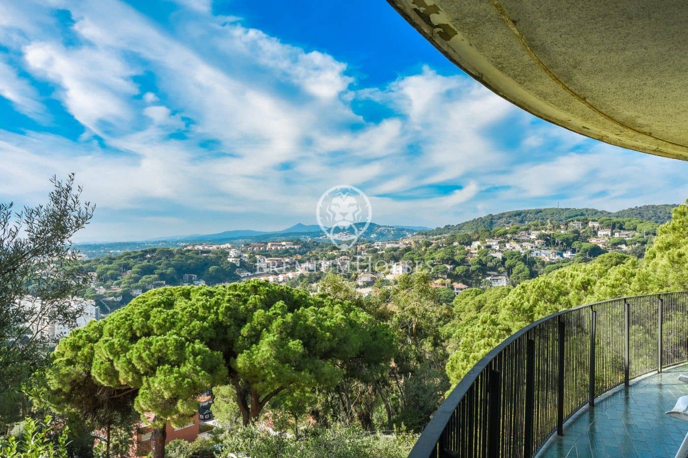 8 chambre Villa/Maison à vendre à Sant Pol de Mar avec piscine garage - 2 100 000 € (Ref: 4260944)