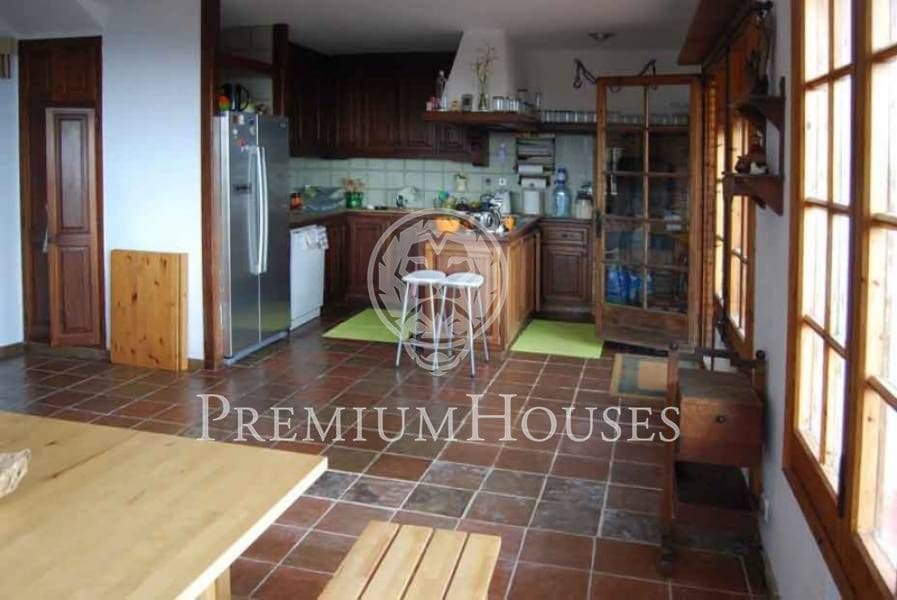 5 sypialnia Willa na sprzedaż w Arenys de Munt z garażem - 750 000 € (Ref: 4261446)