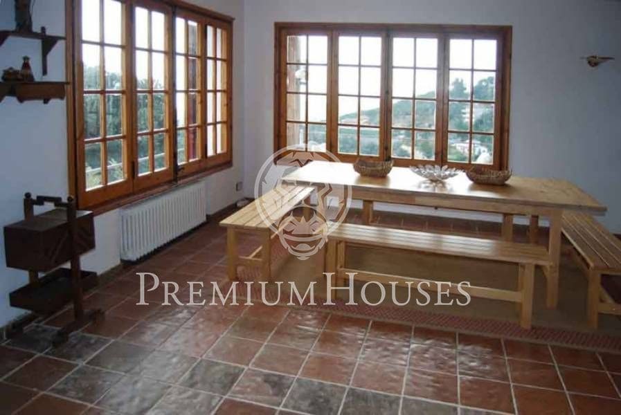 5 sypialnia Willa na sprzedaż w Arenys de Munt z garażem - 750 000 € (Ref: 4261446)