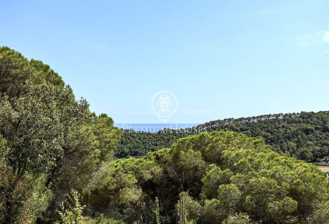 6 slaapkamer Villa te koop in Sant Cebrià de Vallalta met garage - € 1.000.000 (Ref: 4265040)