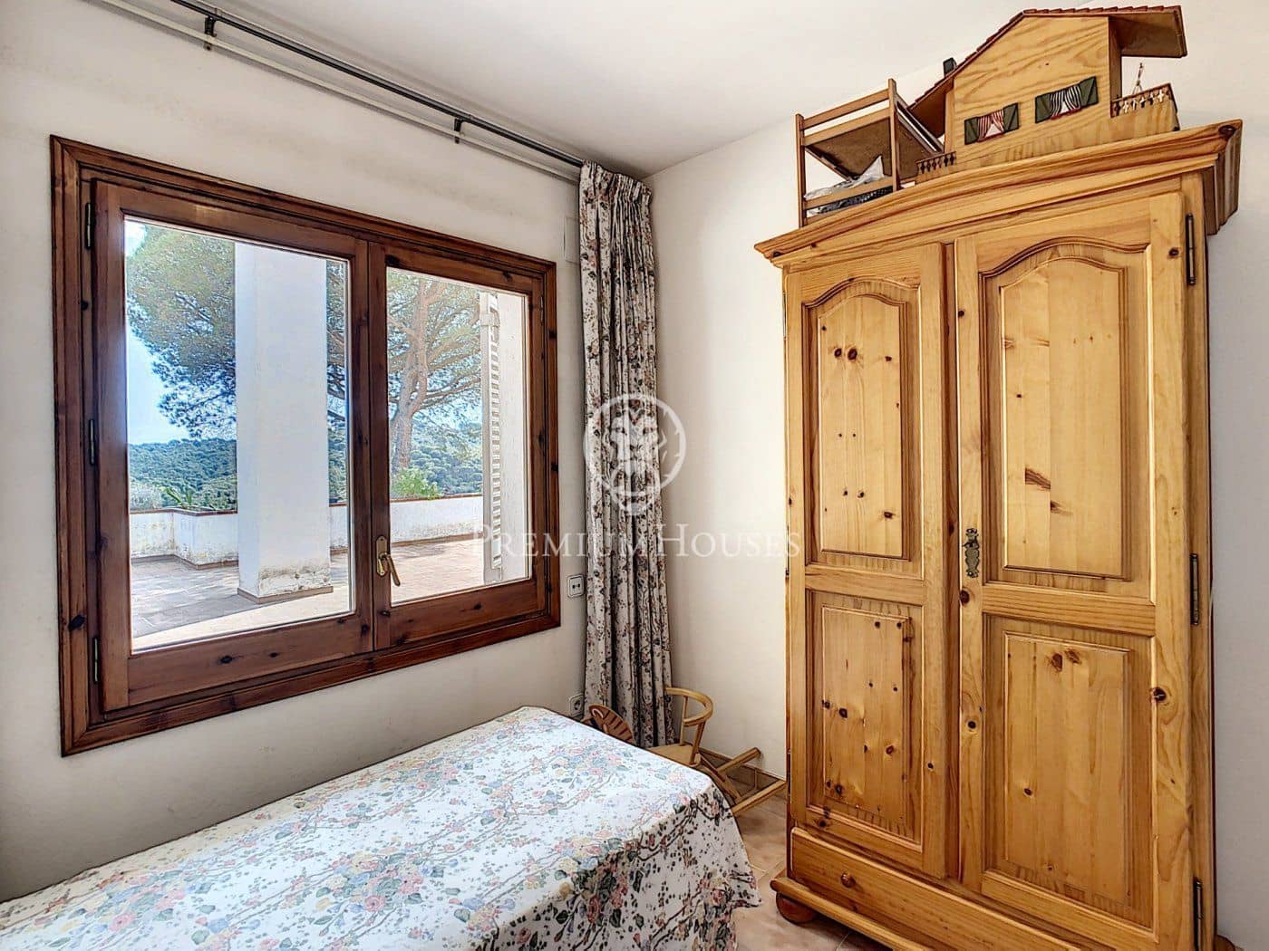 6 soveværelse Villa til salg i Sant Cebria de Vallalta med garage - € 1.000.000 (Ref: 4265040)