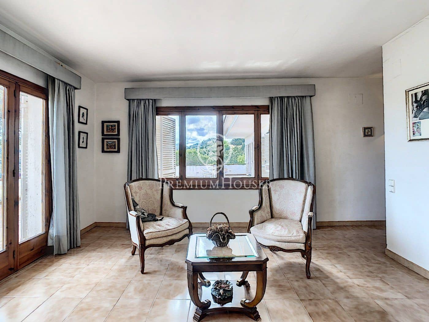 6 soveværelse Villa til salg i Sant Cebria de Vallalta med garage - € 1.000.000 (Ref: 4265040)