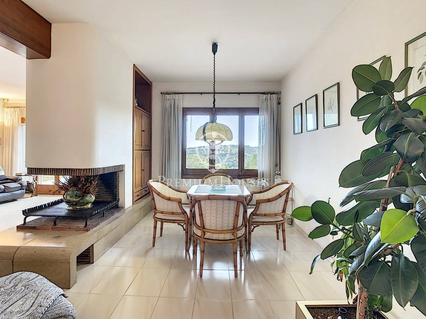 6 soveværelse Villa til salg i Sant Cebria de Vallalta med garage - € 1.000.000 (Ref: 4265040)