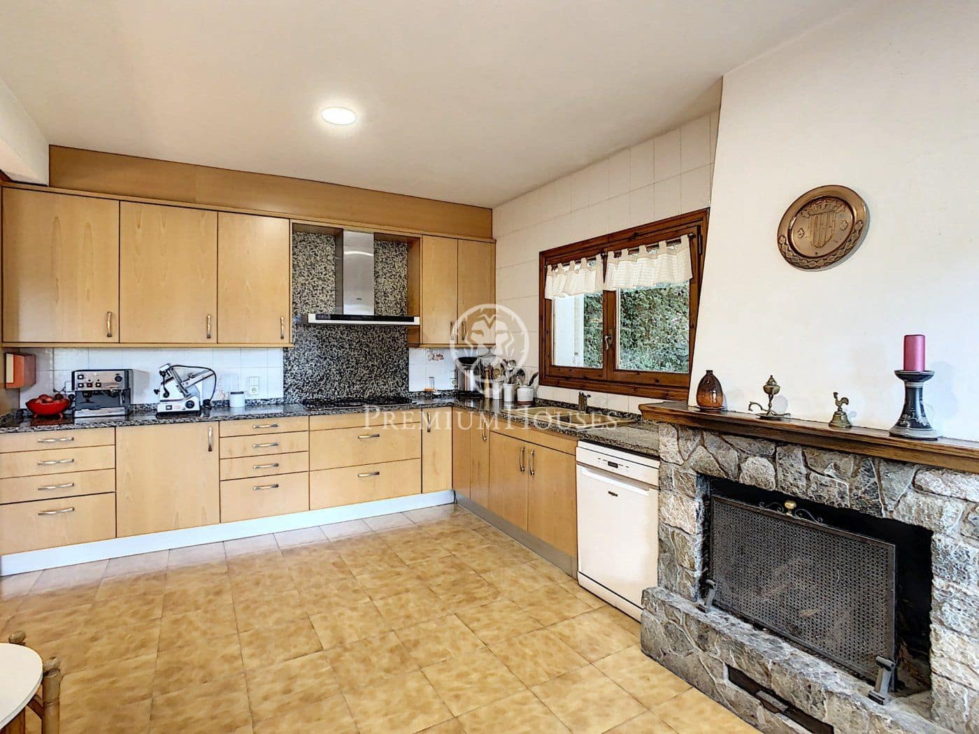 6 soveværelse Villa til salg i Sant Cebria de Vallalta med garage - € 1.000.000 (Ref: 4265040)